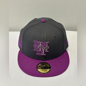 New Era Fitted Mets Grey/Purple Juan Soto Featured Hat Size 7 3/8 New York Mets